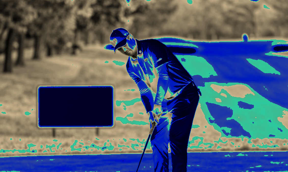 Tiger Woods và câu hỏi oái oăm: Lái xe golf có cần bằng lái?